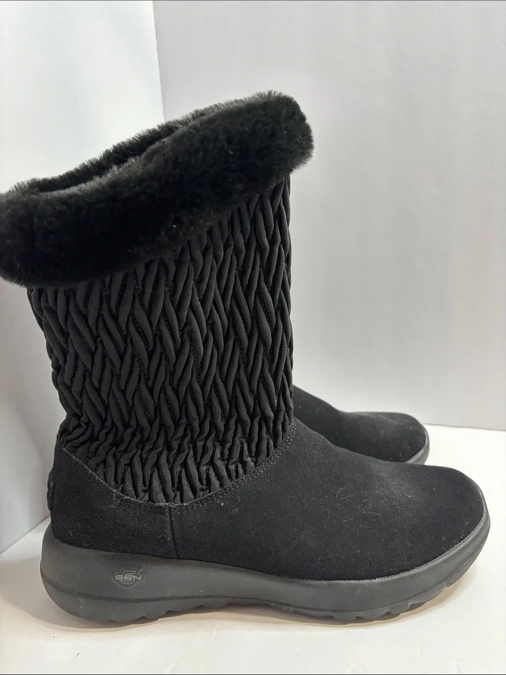 Skechers On The Go Joy Snow Bunny Boots Womens Sz 7.5 Black Gen 5 EUC
